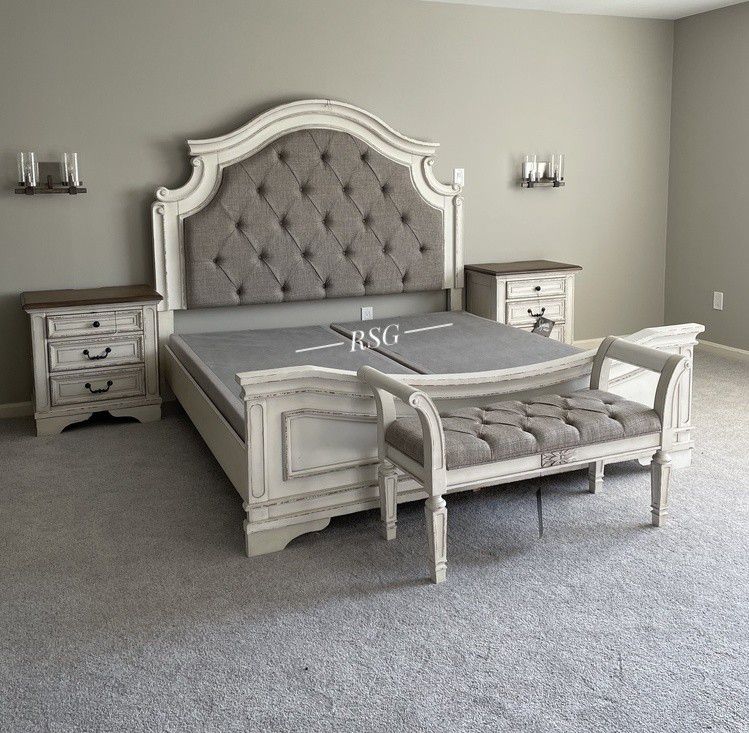 Master Bedroom Furniture 💛💛 Queen Size Bed Frame 🪟 Matching Bedroom Furniture Set Available 