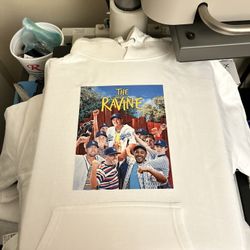 The Ravine, Hoodie An Shirts