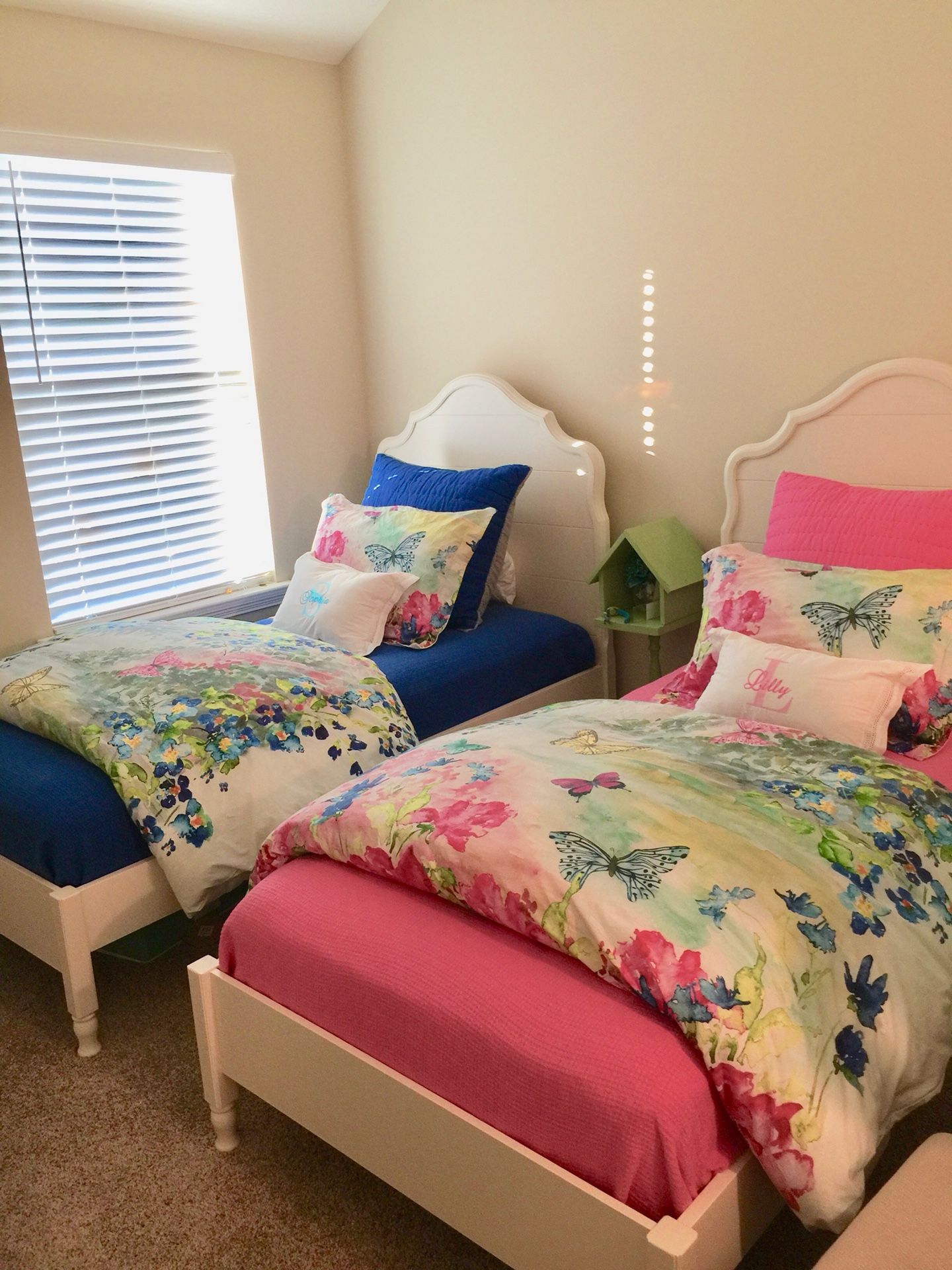 Pottery barn 2024 juliette bed