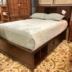 Pottery Barn Teen Beadboard Storage Platform Twin Bed Espresso