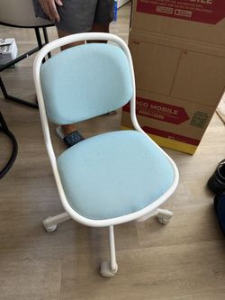 Kids Desk Chair