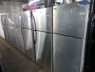 New scratch and dent stainless steel top and bottom refrigerators starting from $325 and up❗️