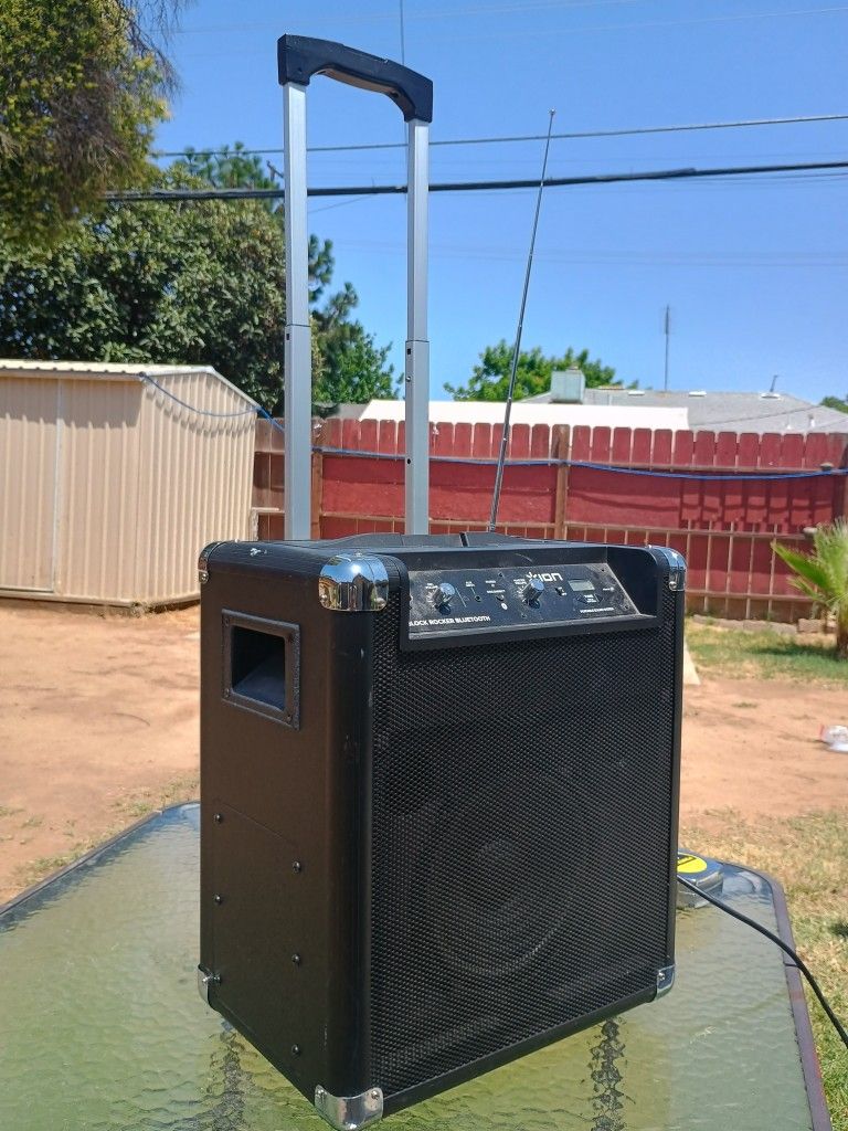 ION BLOCK ROCKER BLUETOOTH SPEAKER