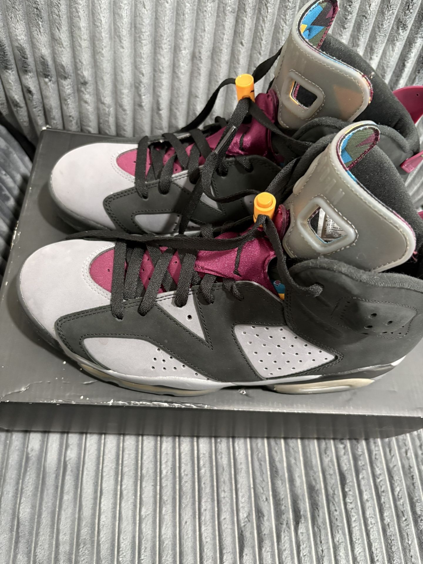 Air Jordan 6 Retros - Bordeaux Size 11