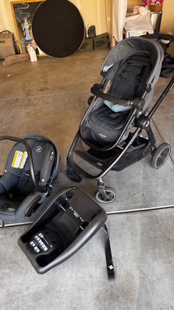 Maxi-Cosi Travel System Stroller and Car Seat