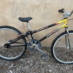 Se Free Agent Speedway Jr. Dirt  Bike