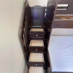bunk bed 