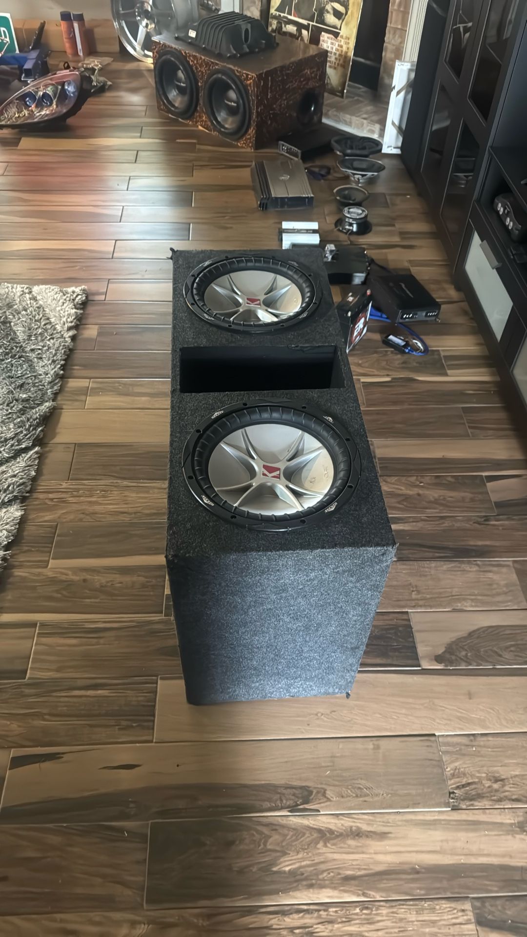 2 Kicker 12s