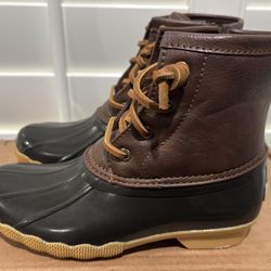 New Sperry Top-Sider Saltwater Kid's Duck Boots (Big Kid’s Sizes 1) - $30
