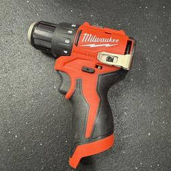 Milwaukee Subcompact Drill 