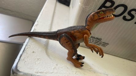 1993 Kenner Jurassic Park Velociraptor JP03 Dinosaur Action Figure AS IS