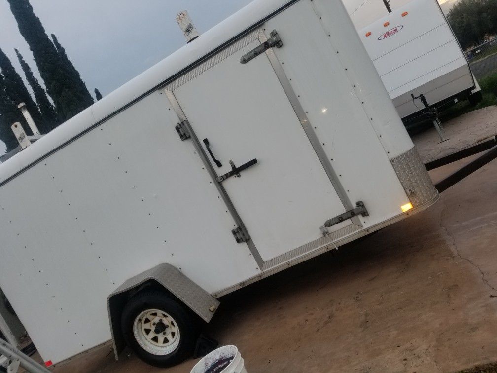 12x6x6 enclosed trailer traila