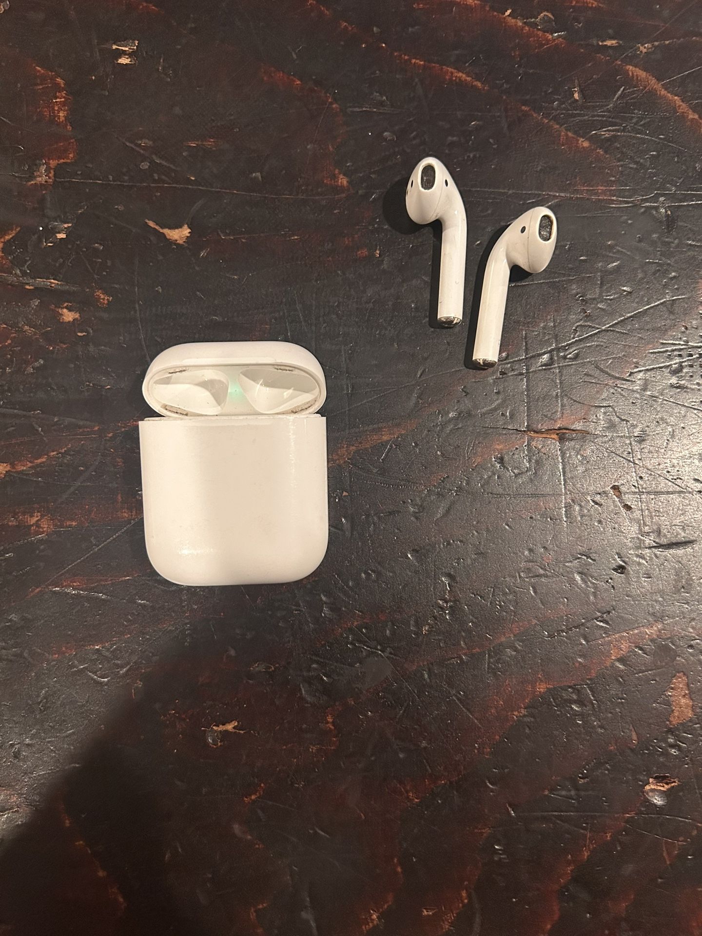 AirPods With Case