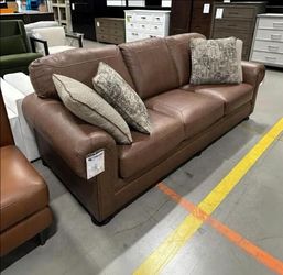Carianna Sofa