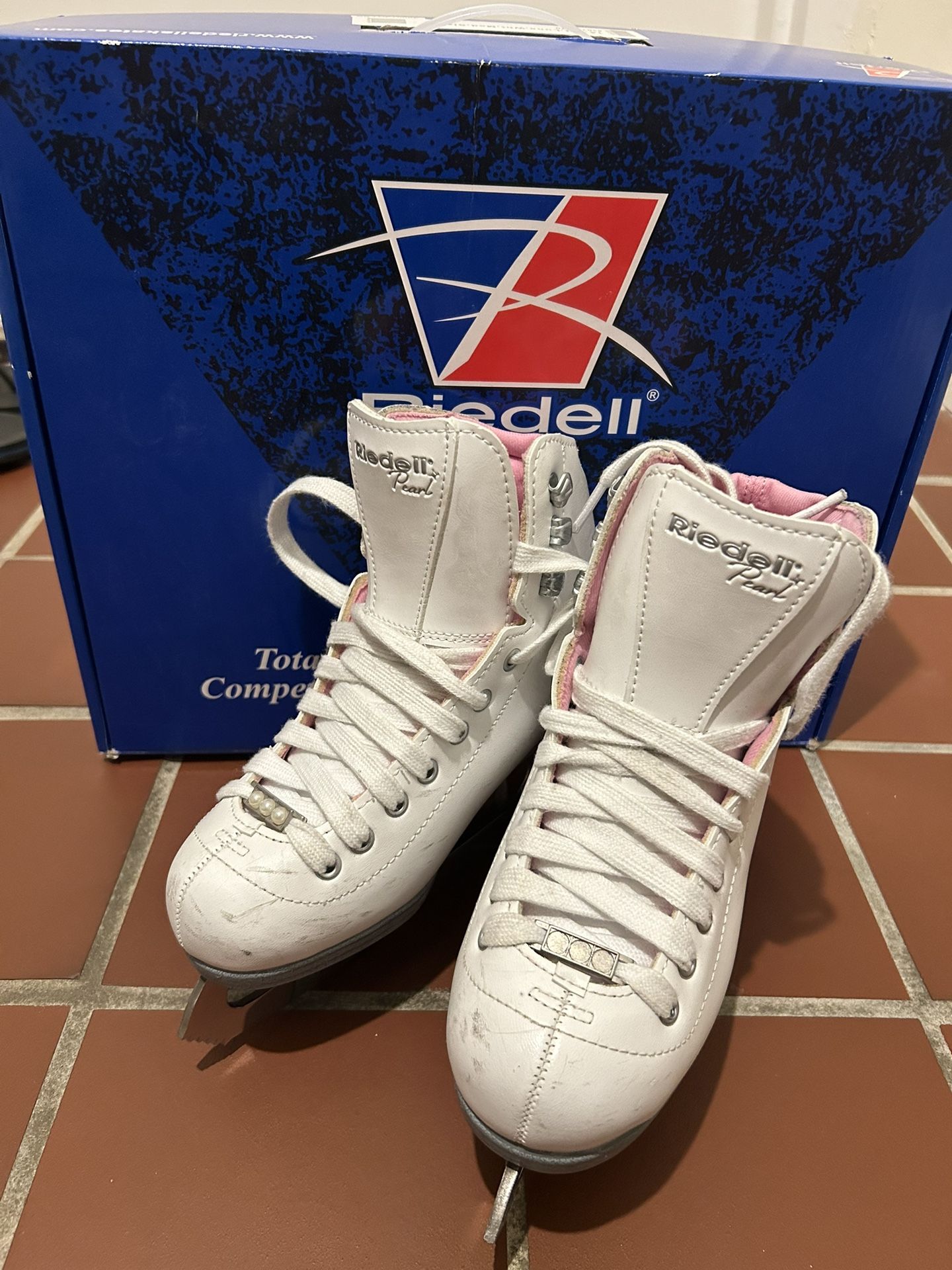 Figure Skate (Size 1)