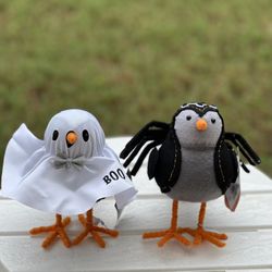 2 birds