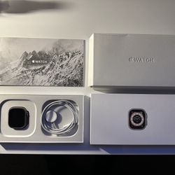 Apple Watch Ultra (GPS + Cellular) 49mm Titanium 