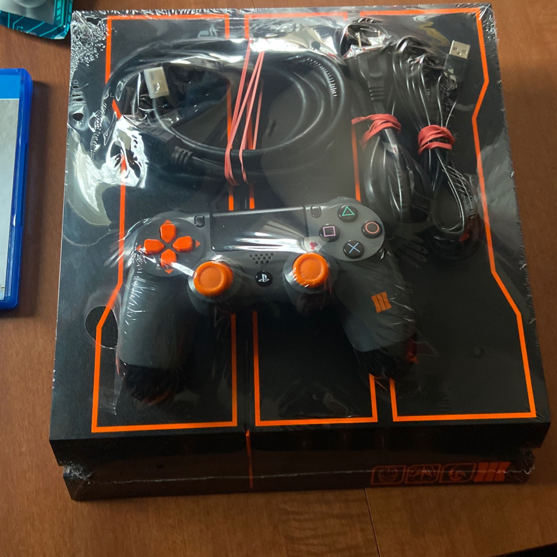 PS4 1TB Black Ops 3 Limited Edition