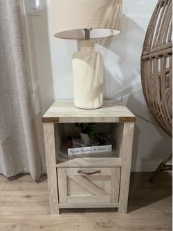 Farmhouse end table