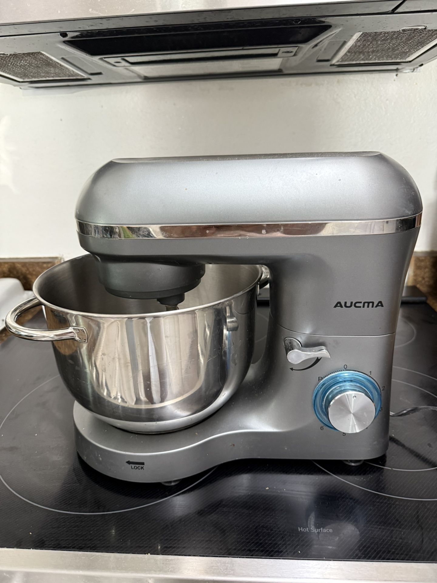 Aucma stand mixer