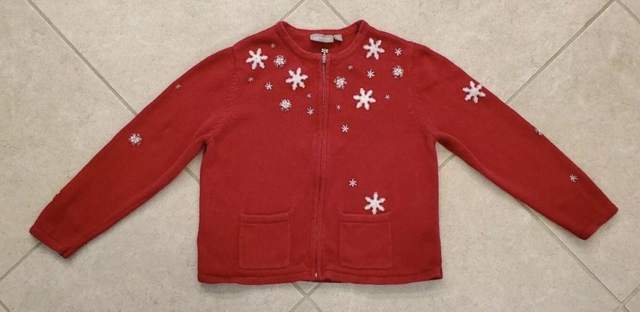 Women's Croft And Barrow Sweater Size PM Red