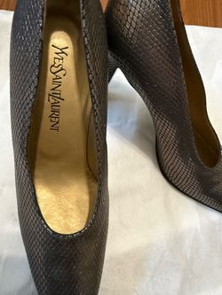 YSL pumps size 10