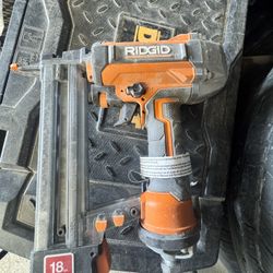 RIDGID 18-Gauge 1-1/2 in. Industrial Automatic Stapler