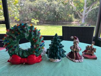 Vintage Ceramic Light Up Wreath & Tree with Folk Art Santa & Elves Lot of 4