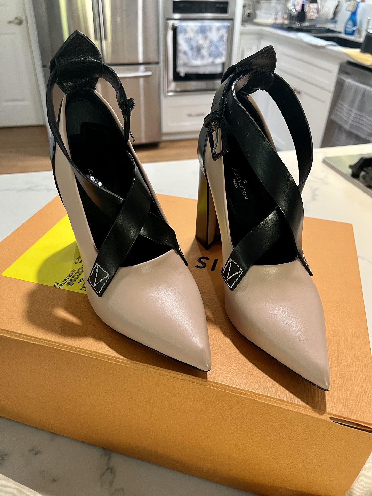 Louis Vuitton Women’s Shoes Size 36/6