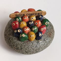 Vintage Rock Concert Paperweight 70's KITSCH