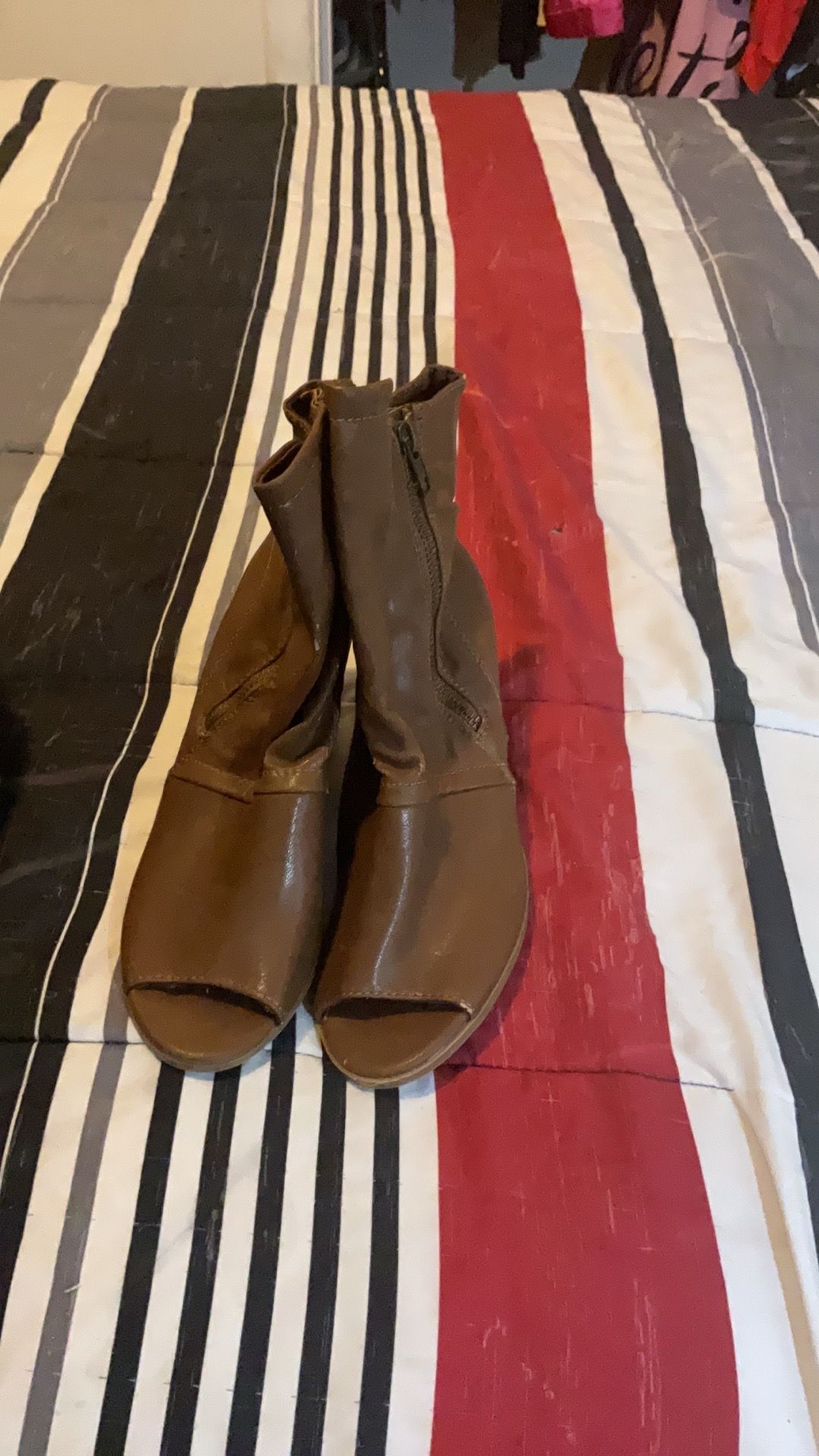 brown boots