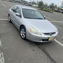 Honda accord 2003 EX