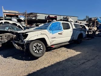 2010 Toyota Tacoma 4x4 PARTS ONLY