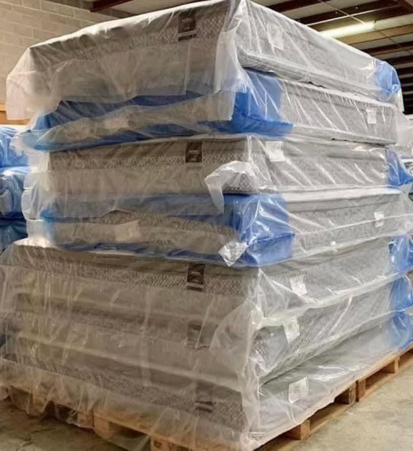 NEW MATTRESSES KINGS & QUEENS for Sale in Palm Desert, CA OfferUp