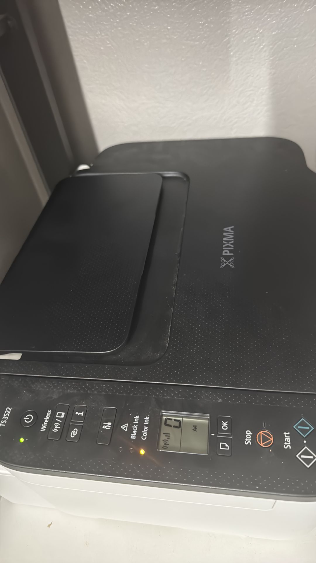 Pixma 3522 printer looks new