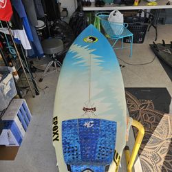 Surfboard Estrada the Bandito Twin Fin 6'2 36.2 Liters