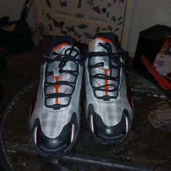 F1 PUMAS 75 Years Inhale