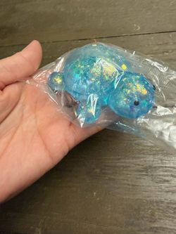 Cute glittery squishy turtle 🐢