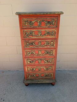 Vintage dresser