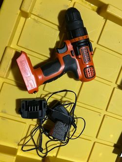 BLACK+DECKER 20-Volt MAX* Lithium-lon Drill- Driver, LDX120C