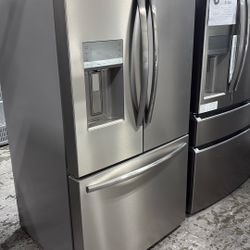Frigidaire French Door Refrigerator 