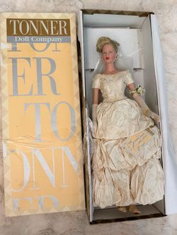 Rare Robert Tonner Felicity 99703 Limited Edition Collector Doll #280 of 500