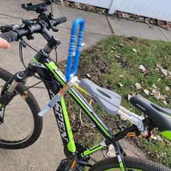 Asiento Para Niño en Bicicleta. $60 ObO