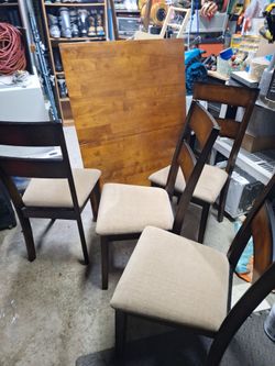 36x48/ 60 dining table and 5 chairs