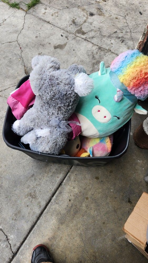 Plushies/ Peluches