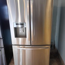 Refrigerador Muy Bueno Con Garantía De 5 Meces Kenmore