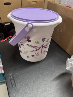 Tupperware Dragonfly Canister 8.5 Liter