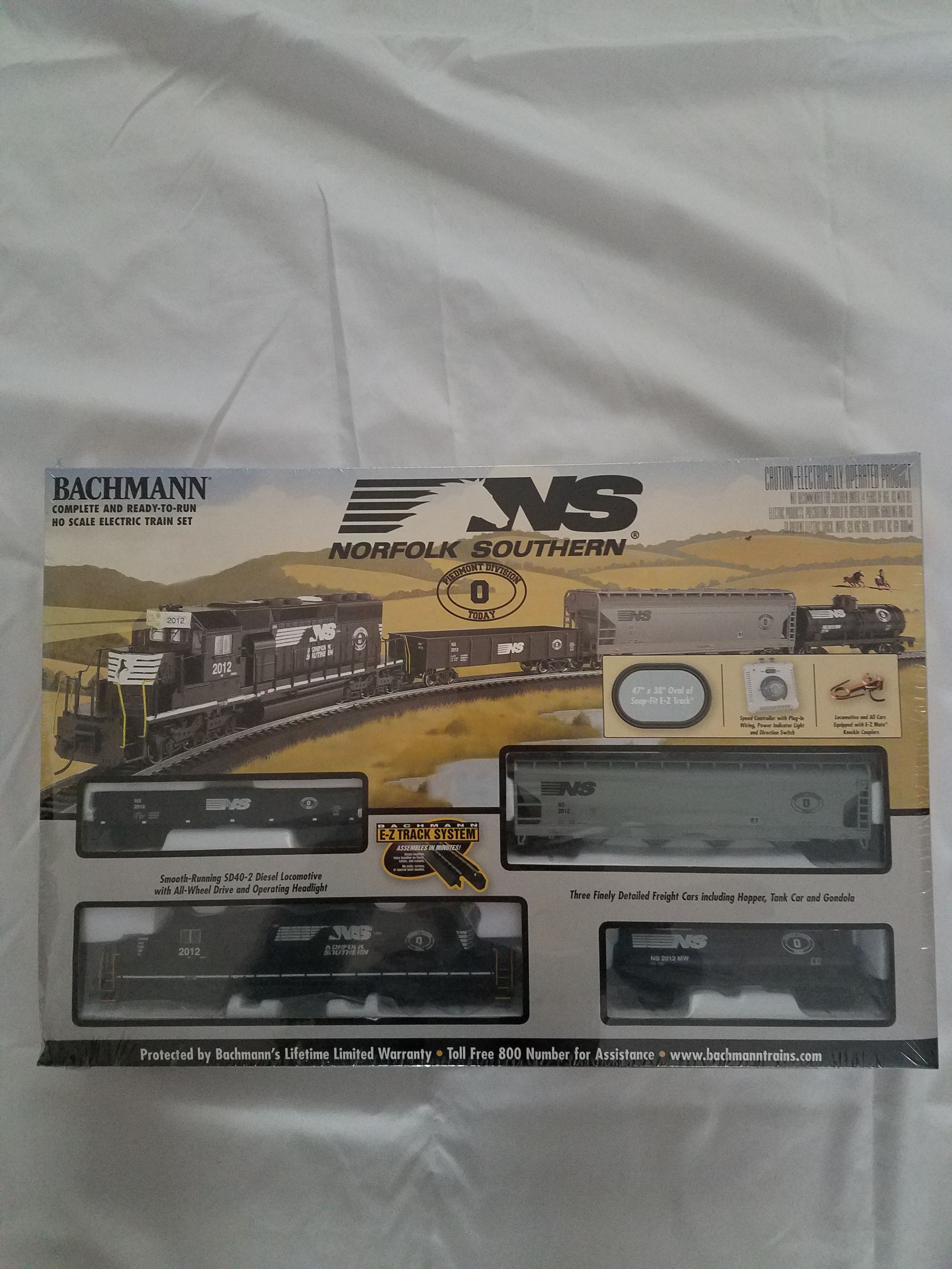 Bachmann 2012 Norfolk Southern Division Specific HO Scale Train Set for