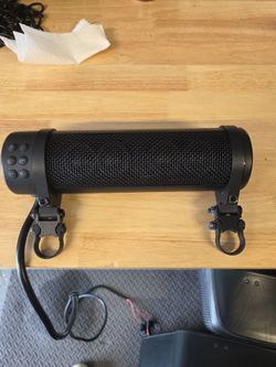 Kuryakyn Speaker