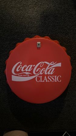 #30 Coca-Cola Classic Bottle Cap Wall Sign/tray